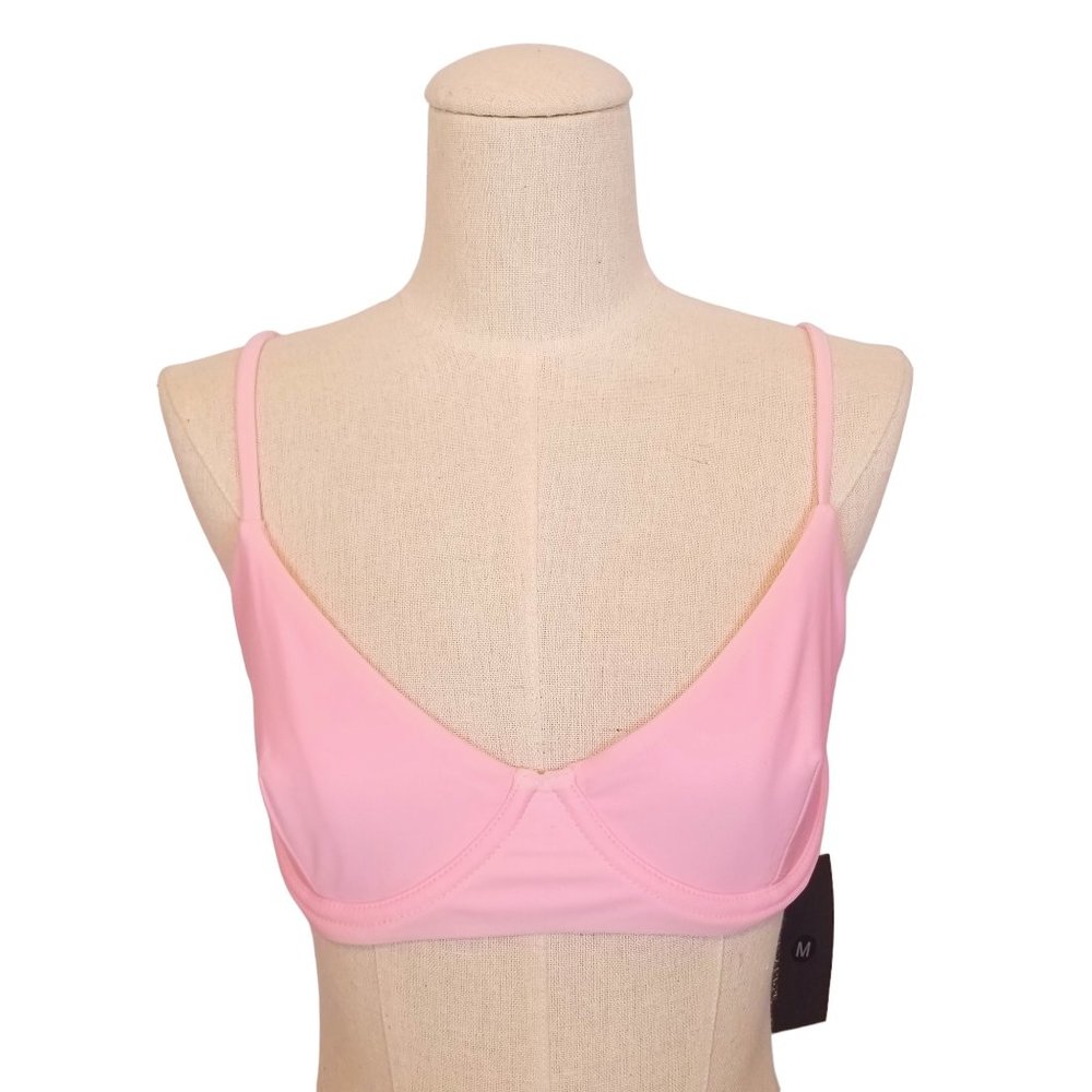 NWT PinkColada Tropez Bikini Top Bubblegum Pink Sz Medium